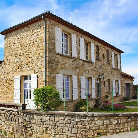 Couette-café Le Presbytère B&b&gite-sleeps 4-6 Puy-lʼÉvêque