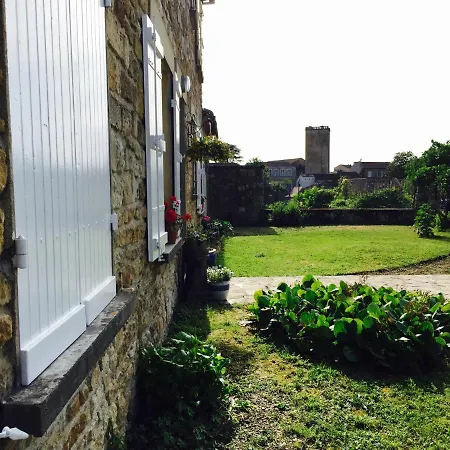 Le Presbytère B&b&gite-sleeps 4-6 Couette-café 3*