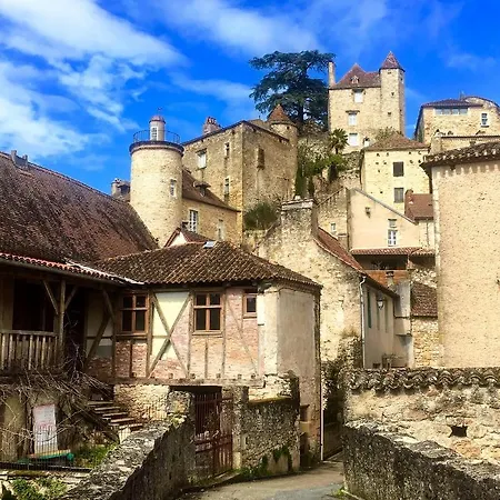 Le Presbytère B&b&gite-sleeps 4-6 3* Puy-lʼÉvêque