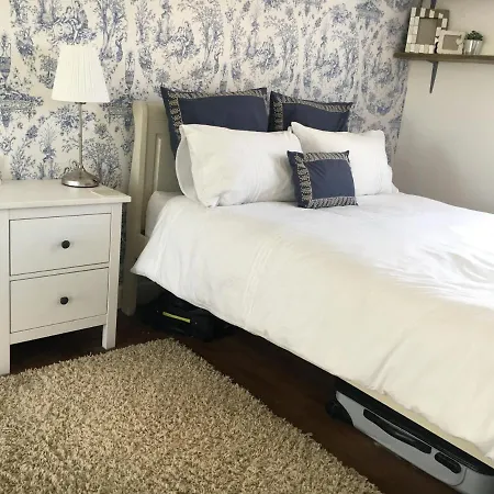 Le Presbytère B&b&gite-sleeps 4-6