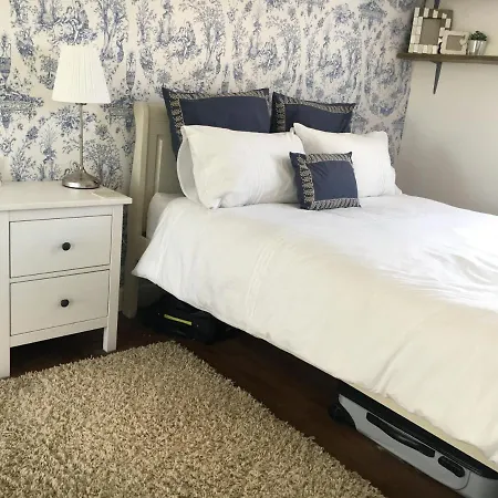 Le Presbytere And Gite-sleeps 4-6